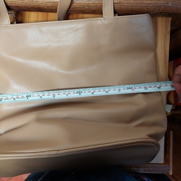 Large Tan Bucket Shoulder Bag with Long Straps - Picture 16 of 16